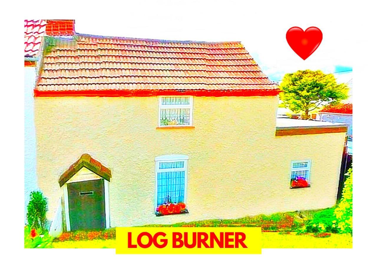 Romantic Lakeside Cottage By The Beach! With Super Cosy Log Burner! The Perfect Escape To Your Home From Home By The Sea! So Relaxing - You Won'T Want To Leave! Pet Friendly! Мейблторп Екстер'єр фото